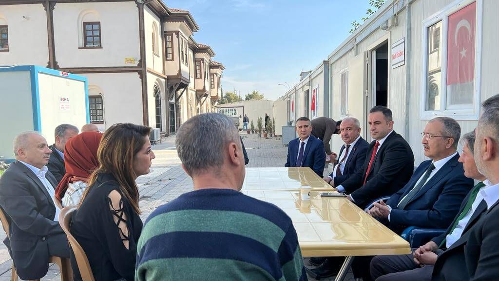 Erkılınç: ‘Deprem bölgesindeki basınımızı yalnız bırakmayacağız'