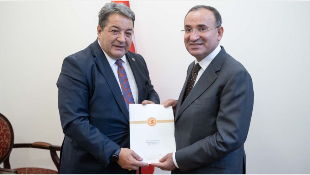 Fendoğlu, Adalet Bakanına Dosya Verdi