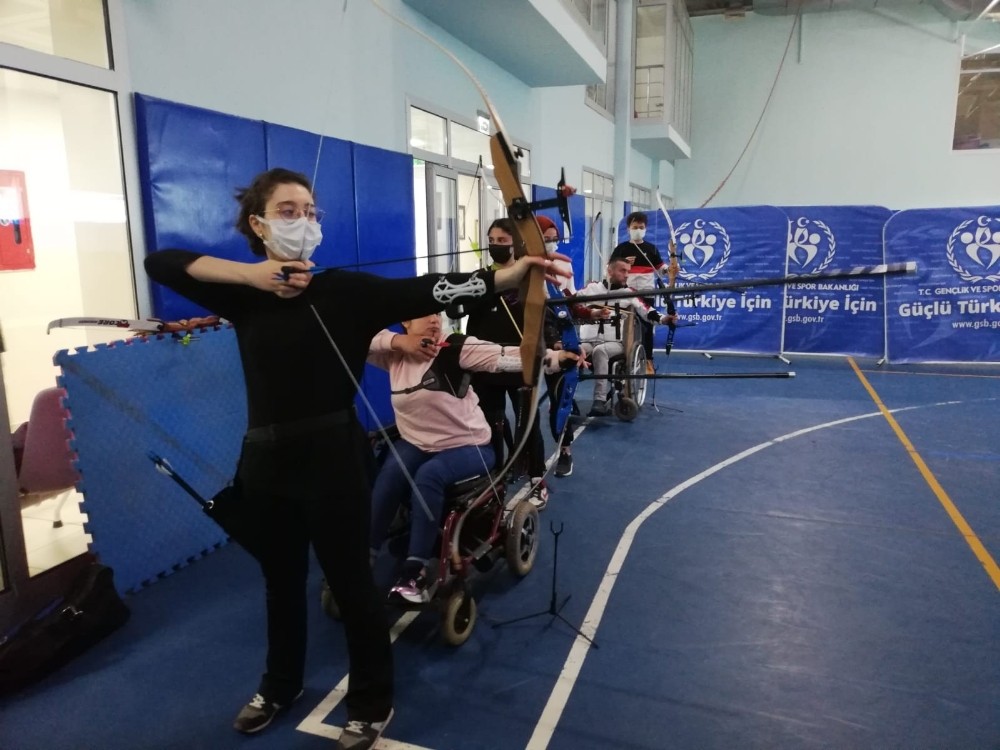 Geleneksel okçuluk eğitimleri devam ediyor
