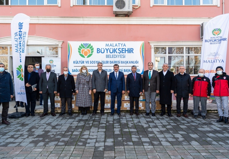 GÜRKAN: BUGÜNE KADAR 14 MİLYON LİRANIN ÜZERİNDE PARASAL DEĞERİ OLAN İLAÇ YARDIMINDA BULUNDUK