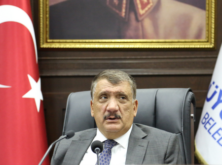 Gürkan’dan önemli açıklama: Piyasaya 5 kuruş borcu olmayan belediyeyiz