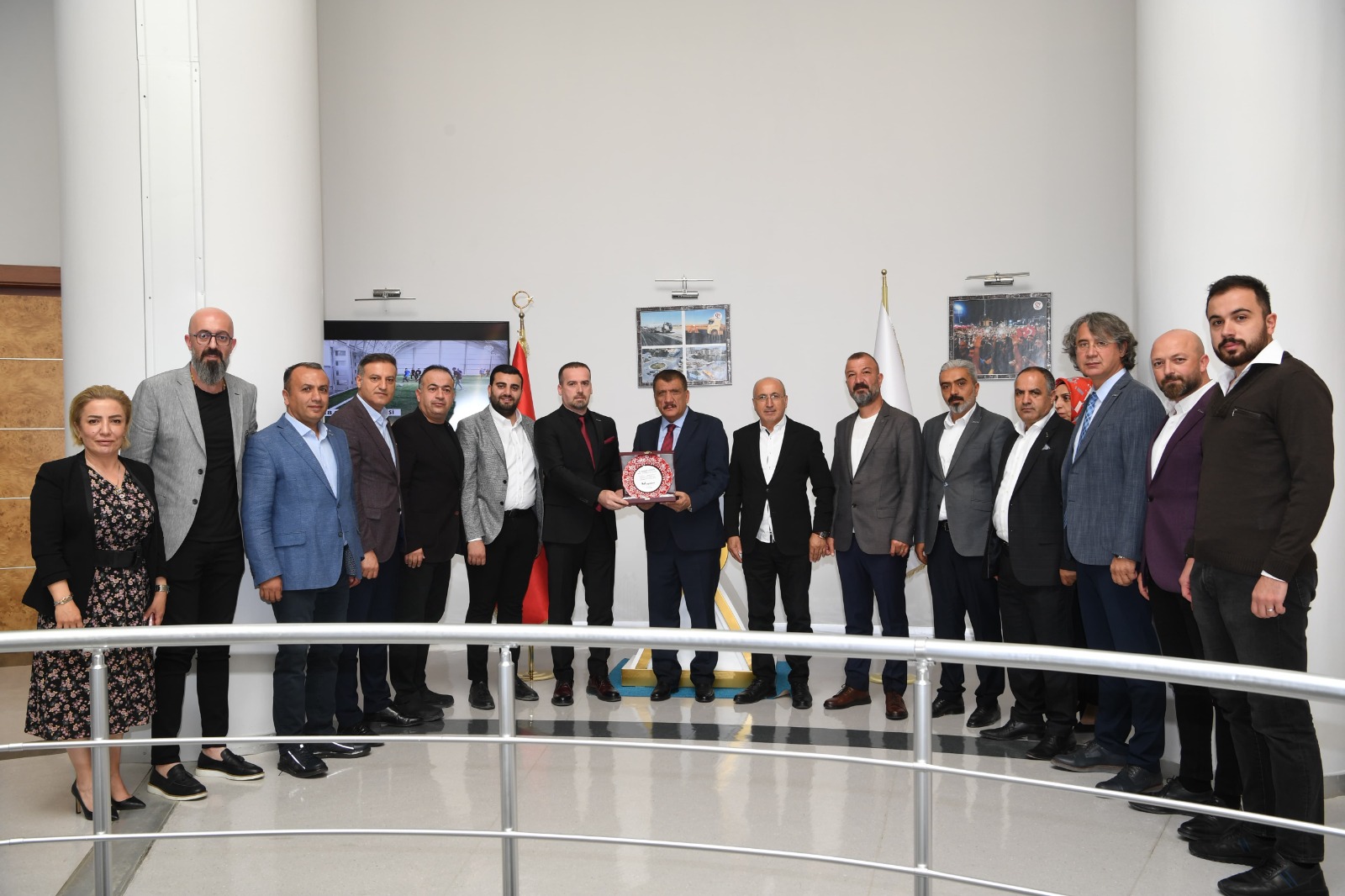 GÜRKAN: “SİVİL TOPLUM KURULUŞLARI TOPLUMUMUZUN VAZGEÇİLMEZ TEMEL UNSURUDUR”