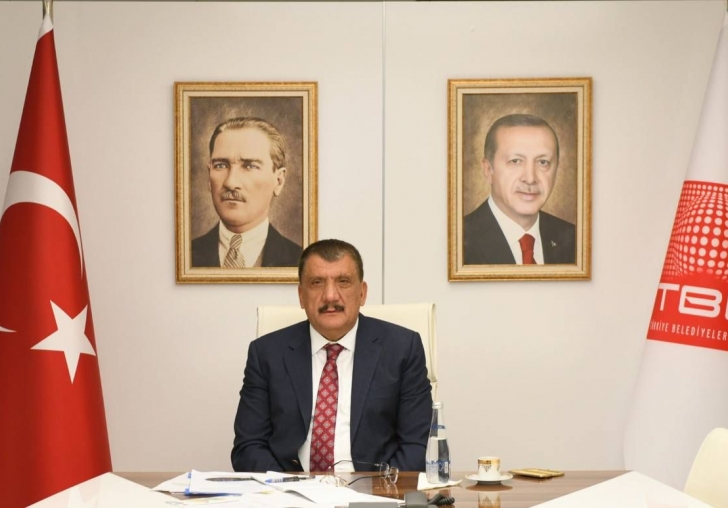 Gürkan, Ziya  Selçuk'la Telekonferansla Görüştü 