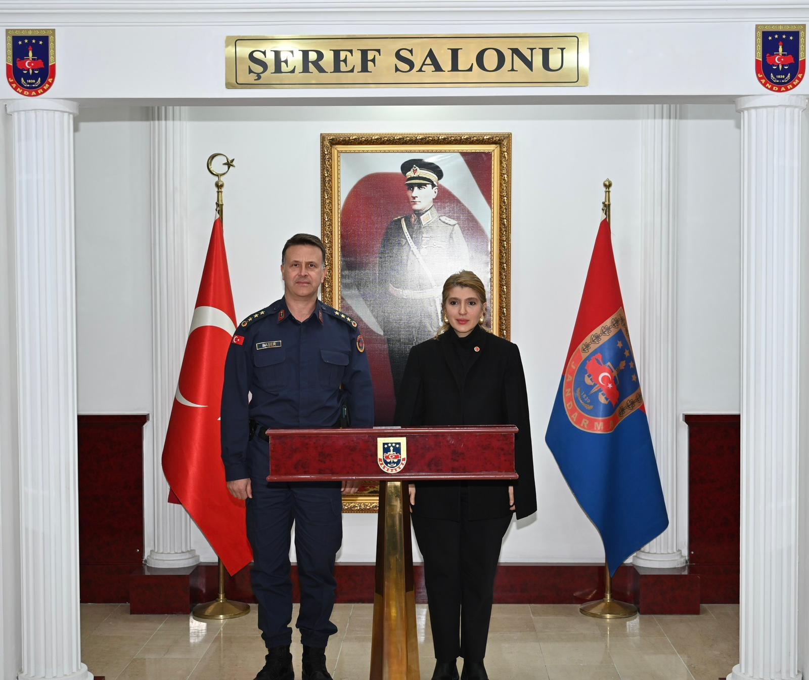 “GÜVENLİĞİN TEMİNATI SAHADAKİ KAHRAMANLARIMIZDIR”  MİLLETVEKİLİ ÖLMEZTOPRAK’TAN MALATYA’DA GÜVENLİK BİRİMLERİNE ZİYARET