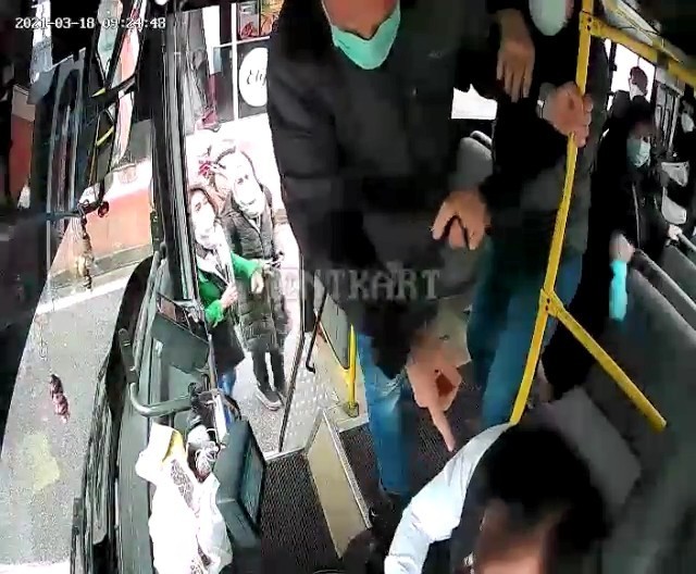 Halk otobüsü şoförünü darp eden yolcu adliyeye sevk edildi
