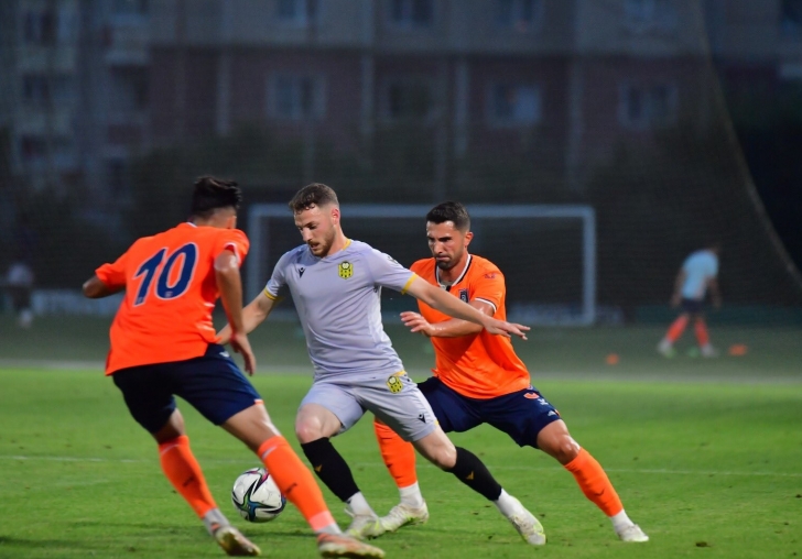 Hazırlık maçı: Medipol Başakşehir: 0 - Yeni Malatyaspor: 0