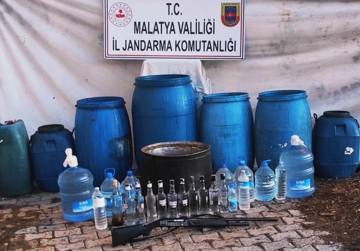 HEKİMHANDA KAÇAK ALKOL YAPAN 1 ŞAHIS YAKALANDI