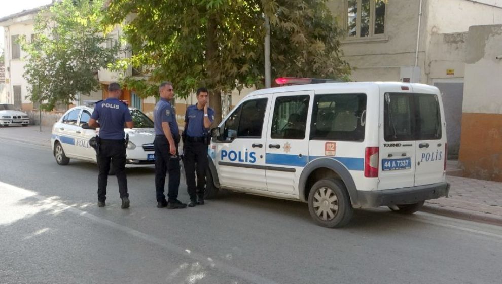 Husumetlisini Kavgada Bıçakla Ağır Yaralandı