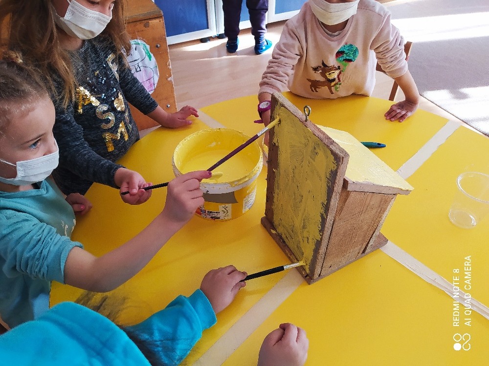 İlkokul öğrencilerinden kuş evi projesi
