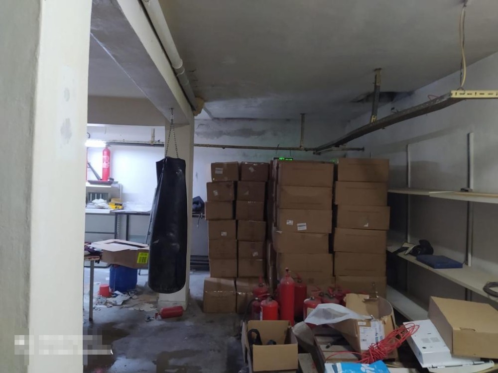 İstanbul´da 1 milyon 100 bin lira değerinde ateş ölçüm cihazlarını çalan şüpheliler yakalandı
