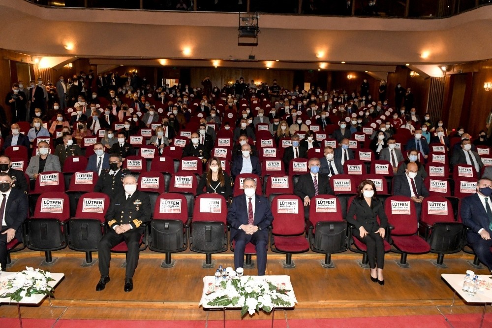 İstiklal Marşının kabulünün 100. yılı Mersin´de törenle kutlandı
