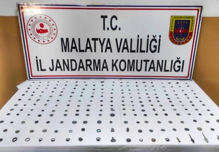 Jandarmadan Tarihi Eser Kaçakçısına Operasyon.