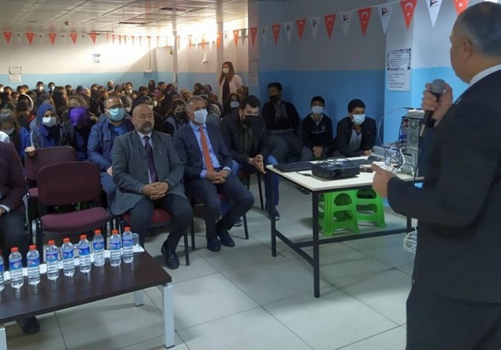 Kale'de Öğrencilere 15 Temmuz Konferansı