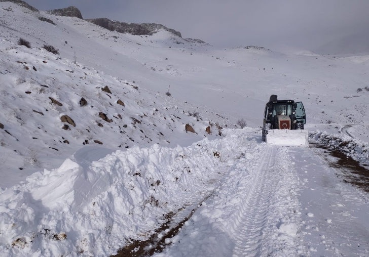 KARLA MÜCADELE ÇALIŞMALARI İLÇELERDE  DEVAM EDİYOR
