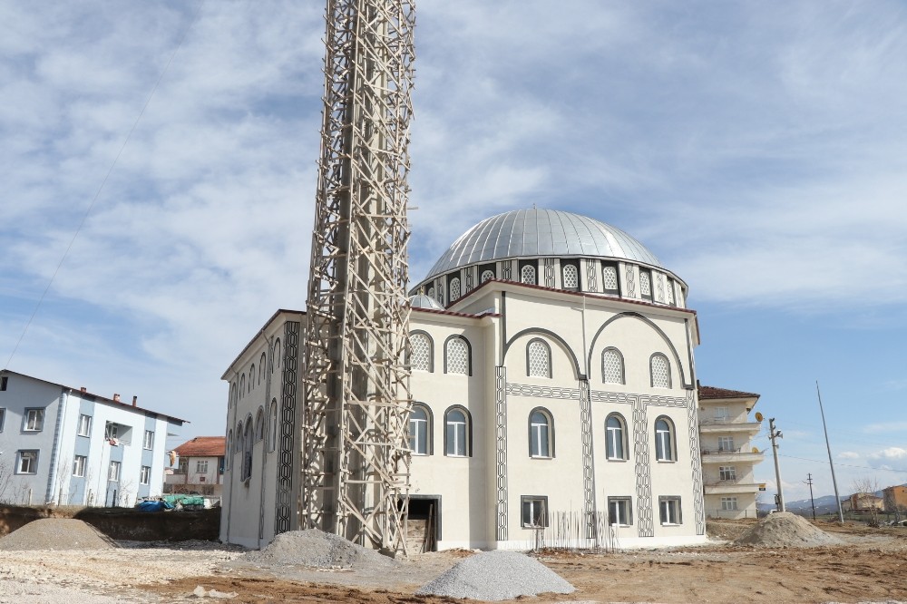 Kavak Merkez Camii destek bekliyor
