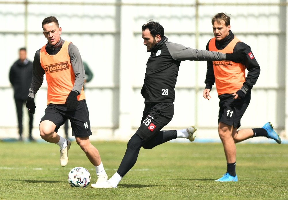 Konyaspor, Kasımpaşa maçı hazırlıklarına devam etti
