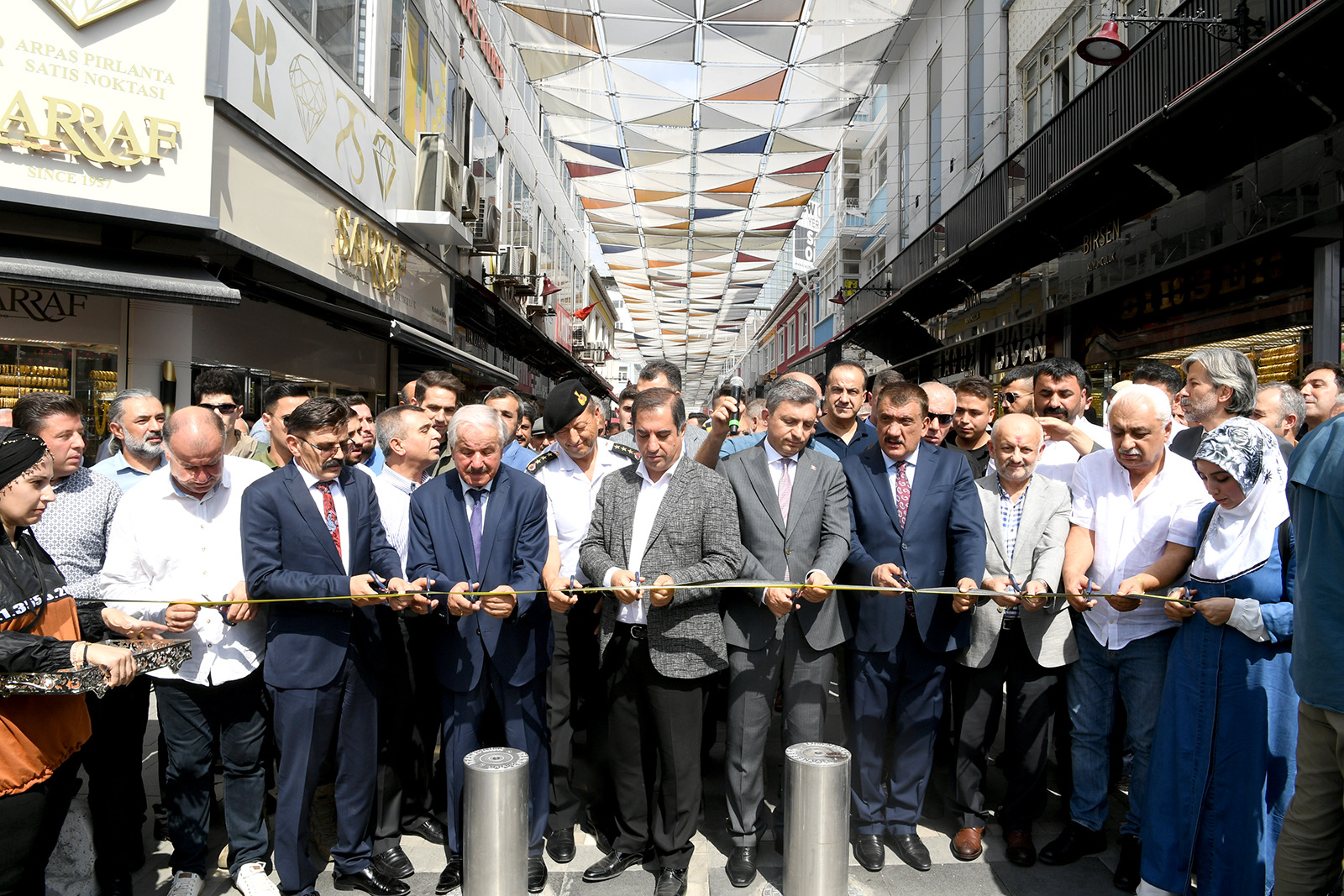 KUYUMCULAR ÇARŞISI NEZİH BİR MEKÂNDA HİZMET VERECEK