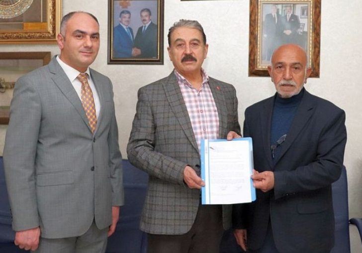 'Mağazalara Tanınan İmkan Küçük Esnafa da Tanınsın'