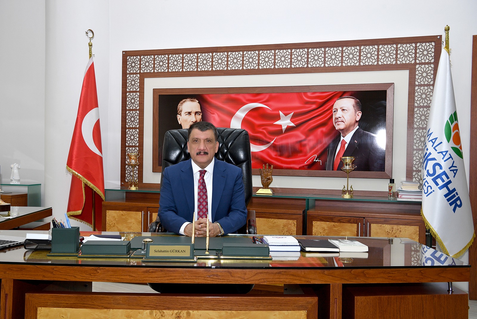 Malatya Büyükşehir Belediye Başkanı Selahattin Gürkan 19 Eylül Gaziler Günü dolayısıyla bir mesaj yayınlayarak, tüm Şehit ve Gazileri minnetle andıklarını söyledi.