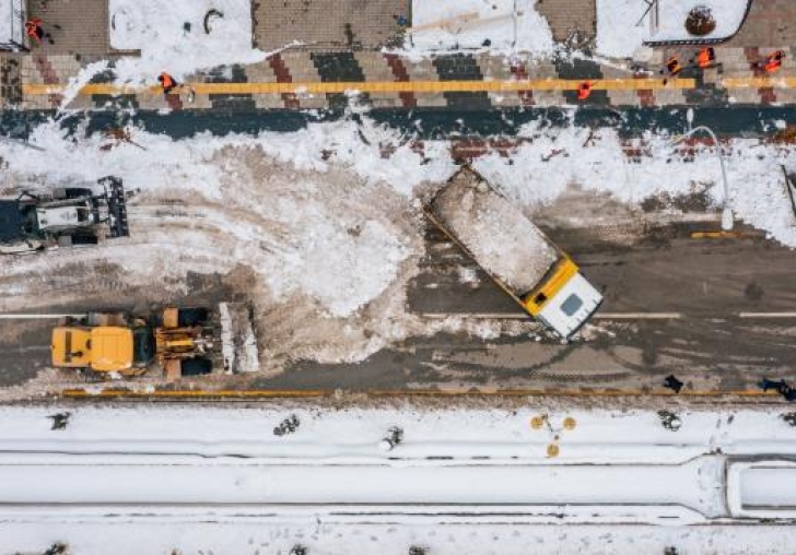 Malatya'da kar nedeniyle 24 mahallenin yolu kapandı