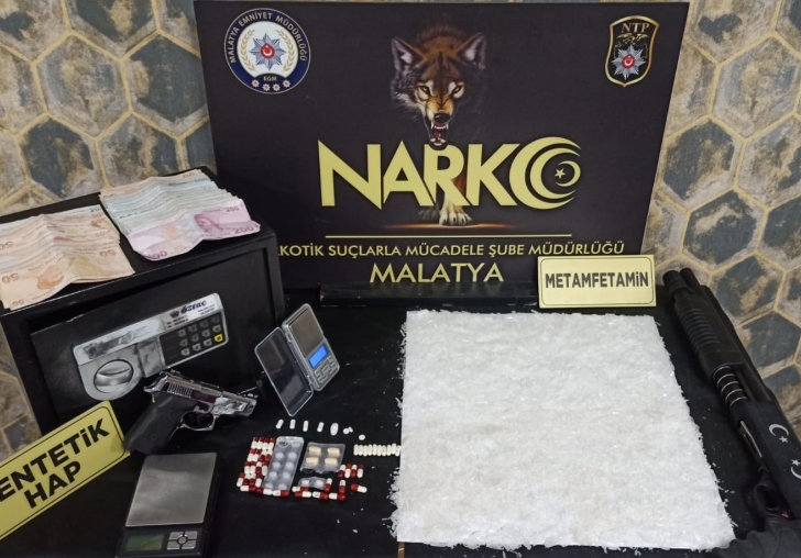 Malatya'da para kasasına gizlenmiş uyuşturucu ele geçirildi