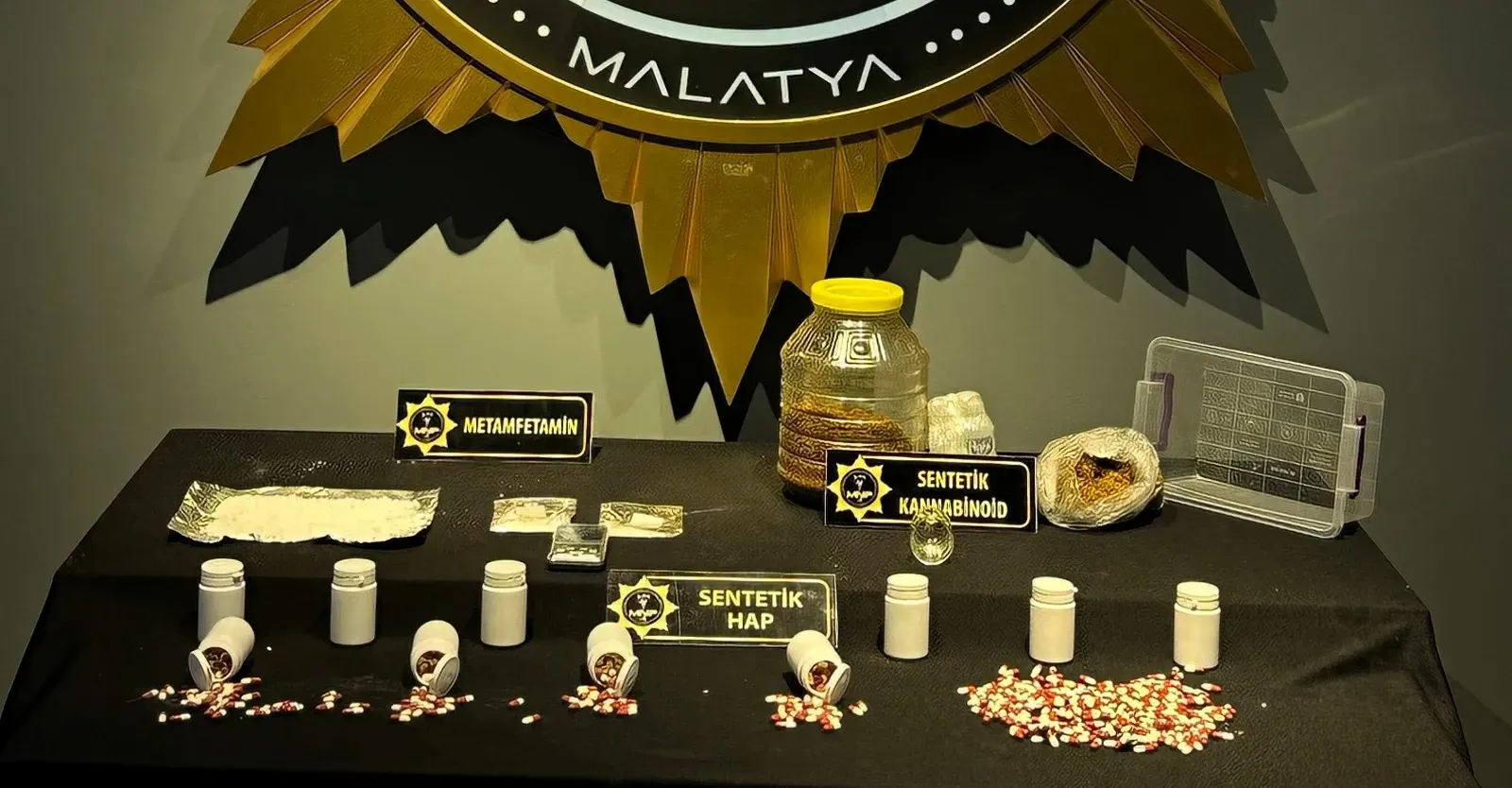 Malatya’da "Torbacı" Operasyonu: 13 Zehir Taciri Tutuklandı