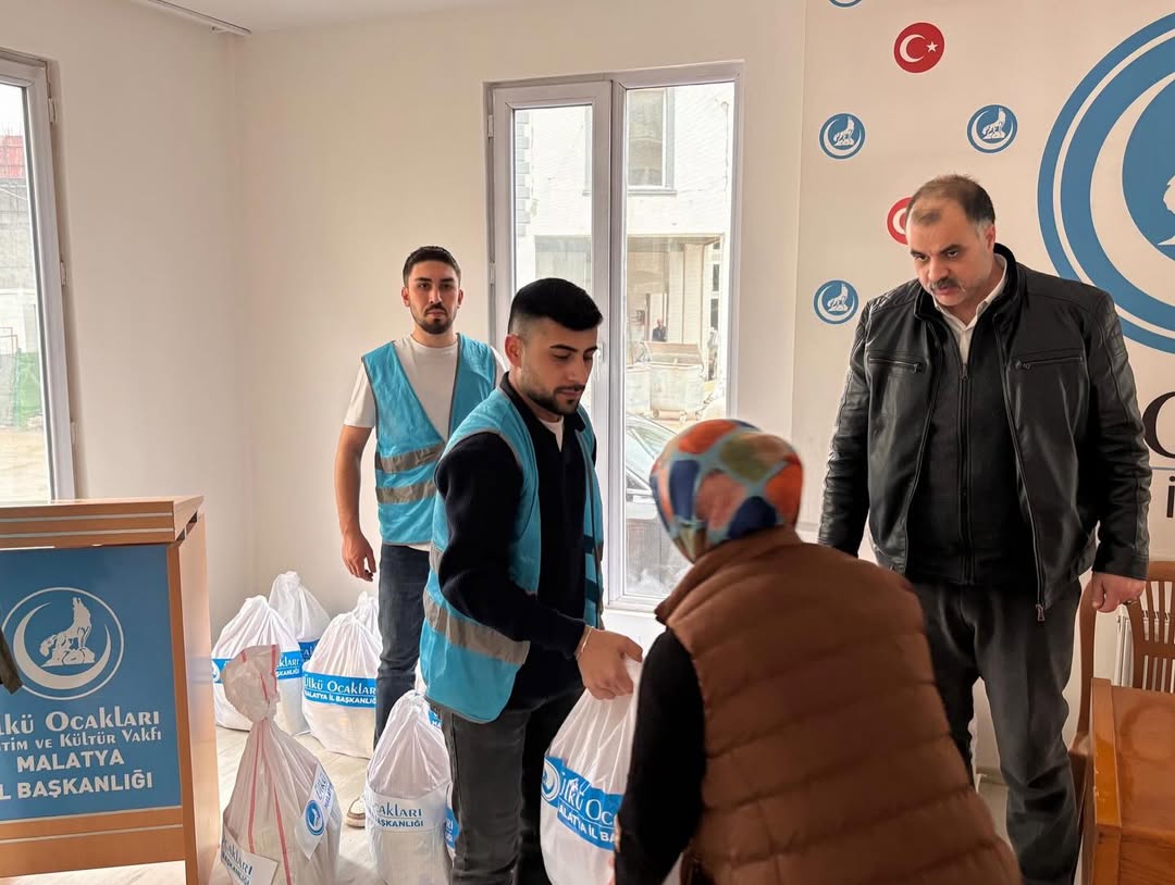 Malatya’da Ramazan Dayanışması: Ülkü Ocaklarından Yüzlerce Aileye Gıda Desteği