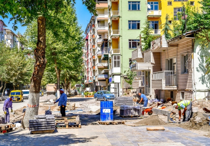 Malatyada Sivas Caddesi baştan aşağı yenileniyor