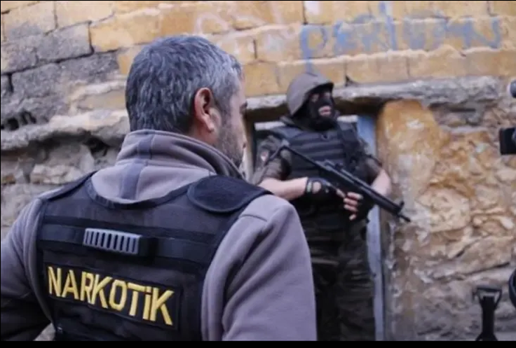 Malatya'da Uyuşturucu Operasyonu: 14 Tutuklama!