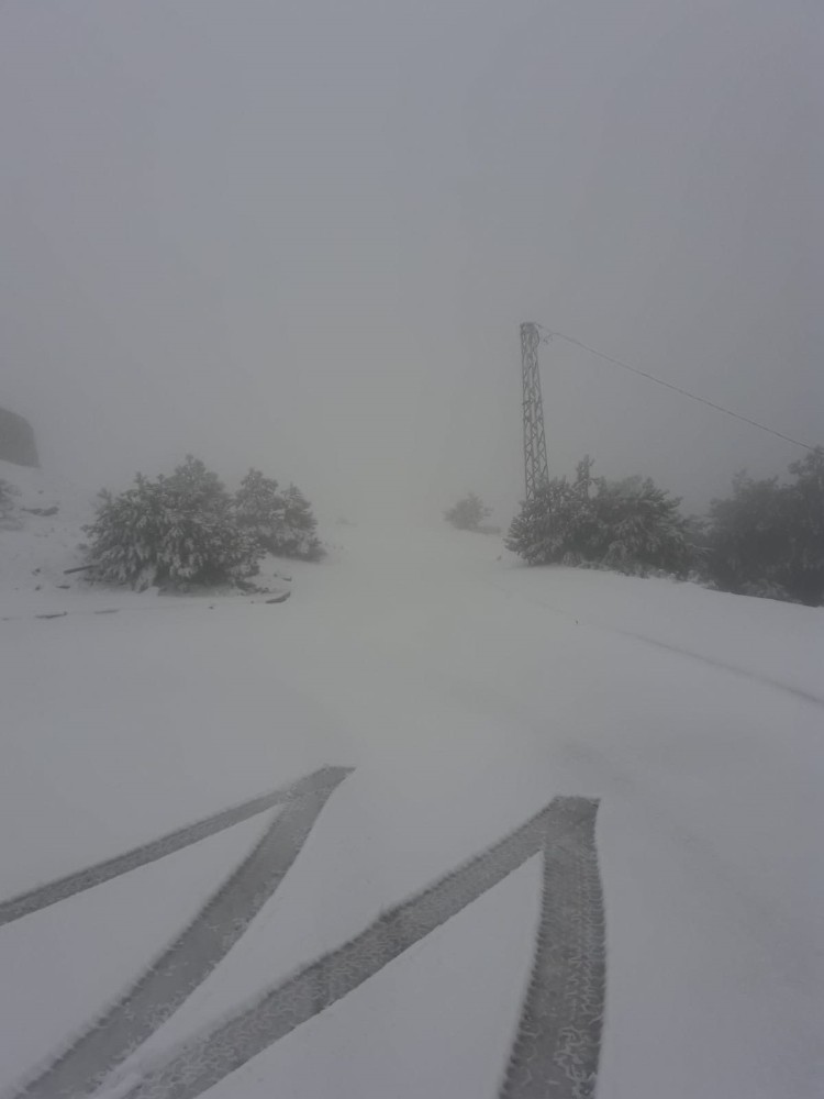 Manisa´nın yüksek kesimlerinde kar yağışı
