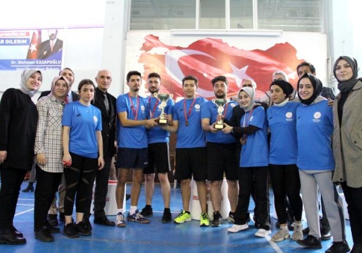 Masa tenisinde şampiyonlar belli oldu