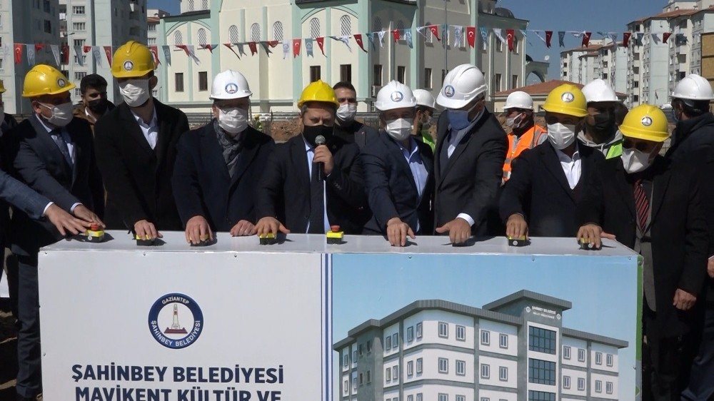 Mavikent Kültür ve Spor Merkezinin temeli atıldı
