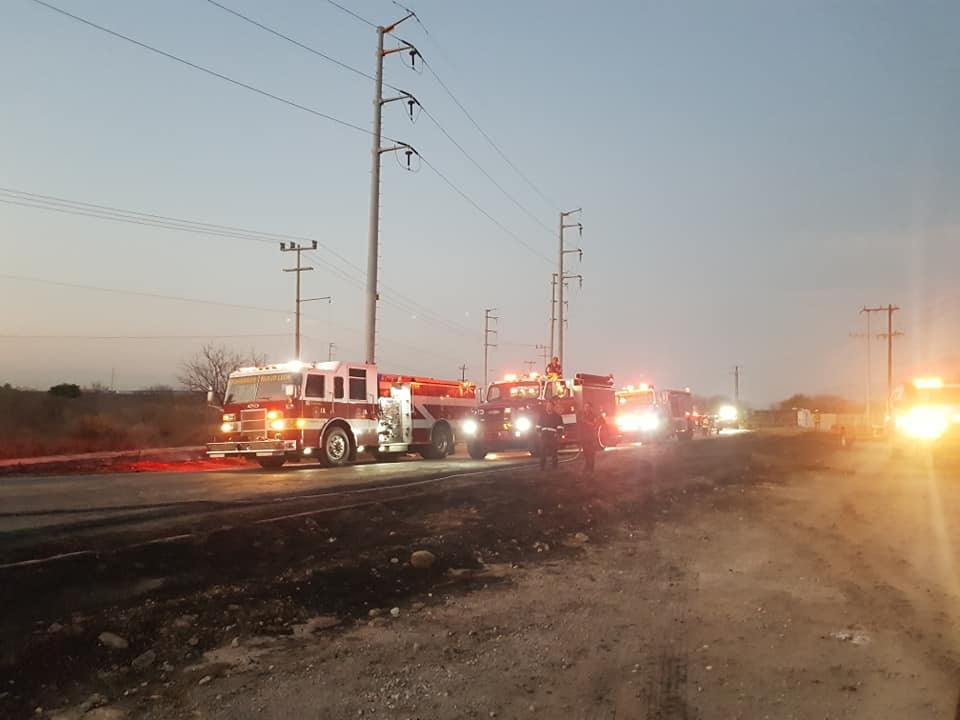 Meksika´da akaryakıt tankeri ile otobüs çarpıştı: 11 ölü
