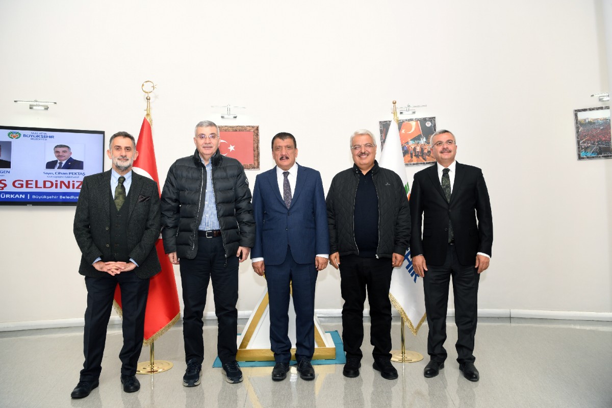 Milletvekili Pektaş’tan Başkan Gürkan’a ziyaret