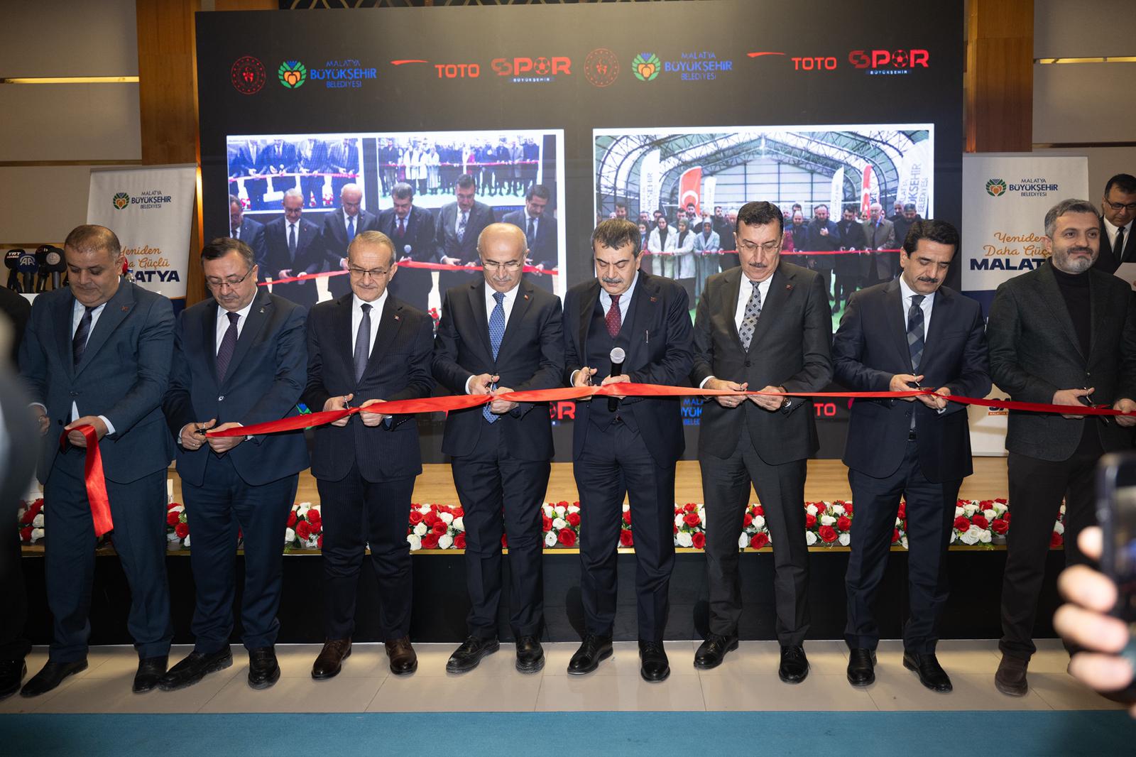Milli Eğitim Bakanı Yusuf Tekin Eğitim Yatırımlarının Açılış Törenine Katıldı  MALATYA BÜYÜKŞEHİR BELEDİYESİ 100 MİLYONLUK 7 TESİSİ HİZMETE AÇTI