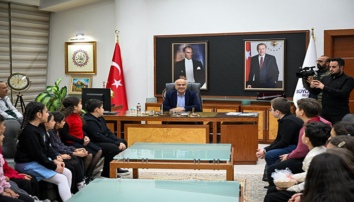 Minik Yüreklerden Başkan Er’e Anlamlı Ziyaret