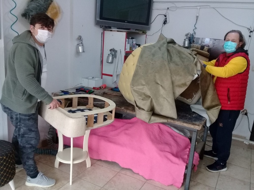 Mobilya ve koltuk tamircilerine rağbet arttı
