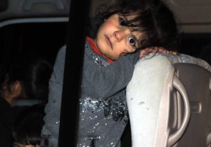 Mülteci çocuğun yürek burkan bakışı