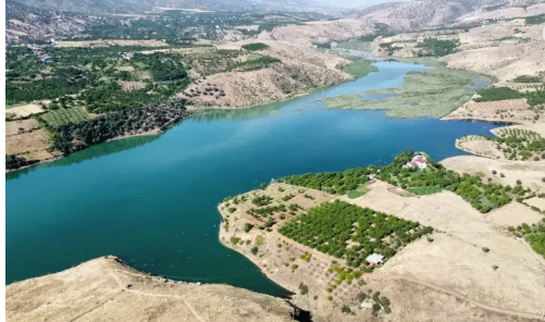 O İlçede Mahalleli Birlik Oldu... Büyük Felaketi Önledi