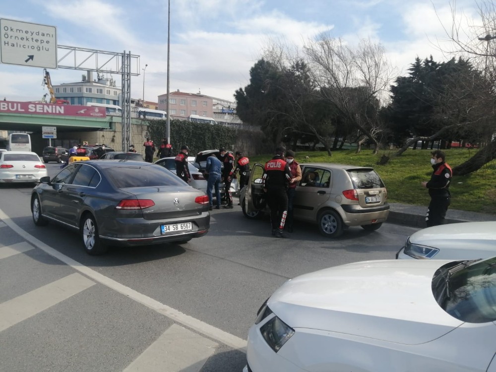 Okmeydanı´nda özel harekat destekli asayiş denetimi: 4 gözaltı
