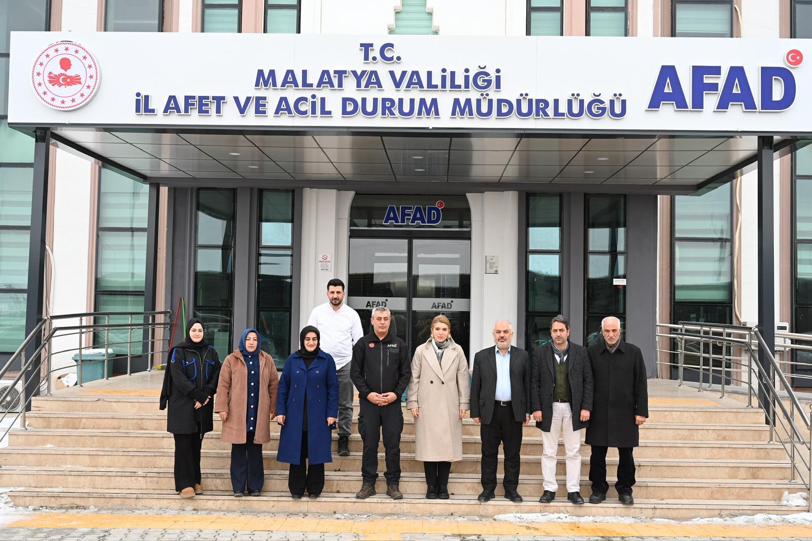 ÖLMEZTOPRAK’TAN YERİNDE NET MESAJ “KİRA YARDIMI ANAHTAR TESLİMİNE KADAR DEVAM EDECEK”