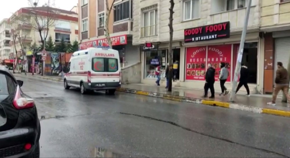 (Özel) Film sahnelerinin aratmayan pompalı tüfekli kovalamaca kamerada: 1 yaralı
