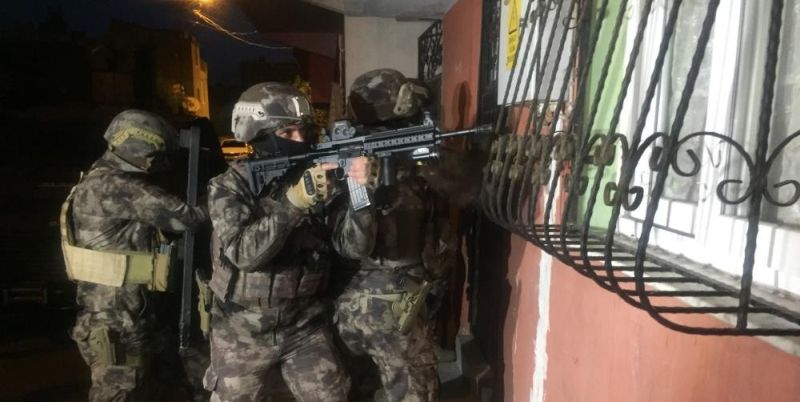Polisten Organize Suç Örgütlerine 'Tümör' Operasyonu