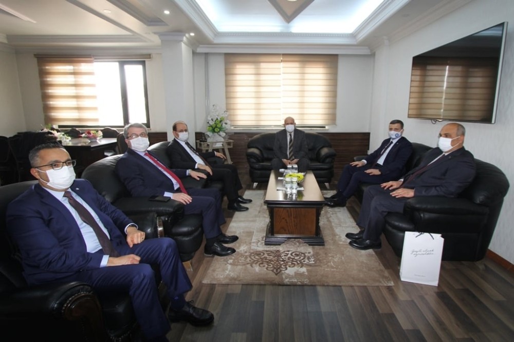 Rektörlerden Başkan Pekmezci´ye ziyaret
