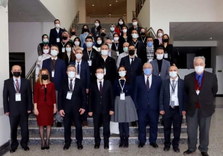 Sağlık Bilimleri Alanında TÜBİTAK İçin Proje Hazırlama Uygulamalı Eğitimi başladı
