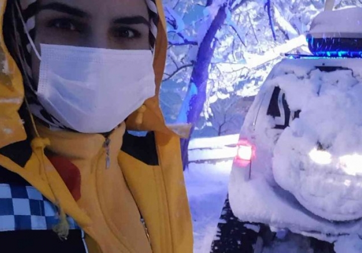 Sağlıkçılardan duygulandıran paylaşım 