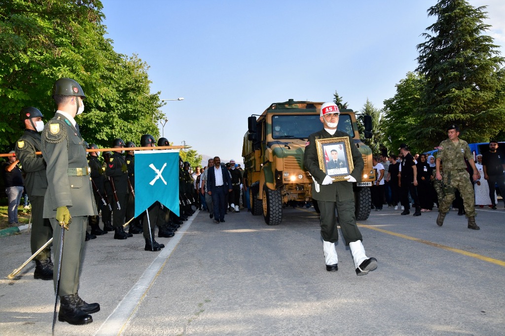 Şehit Piyade P. Uzm. Çvş. Halil Koç Dualarla Uğurlandı