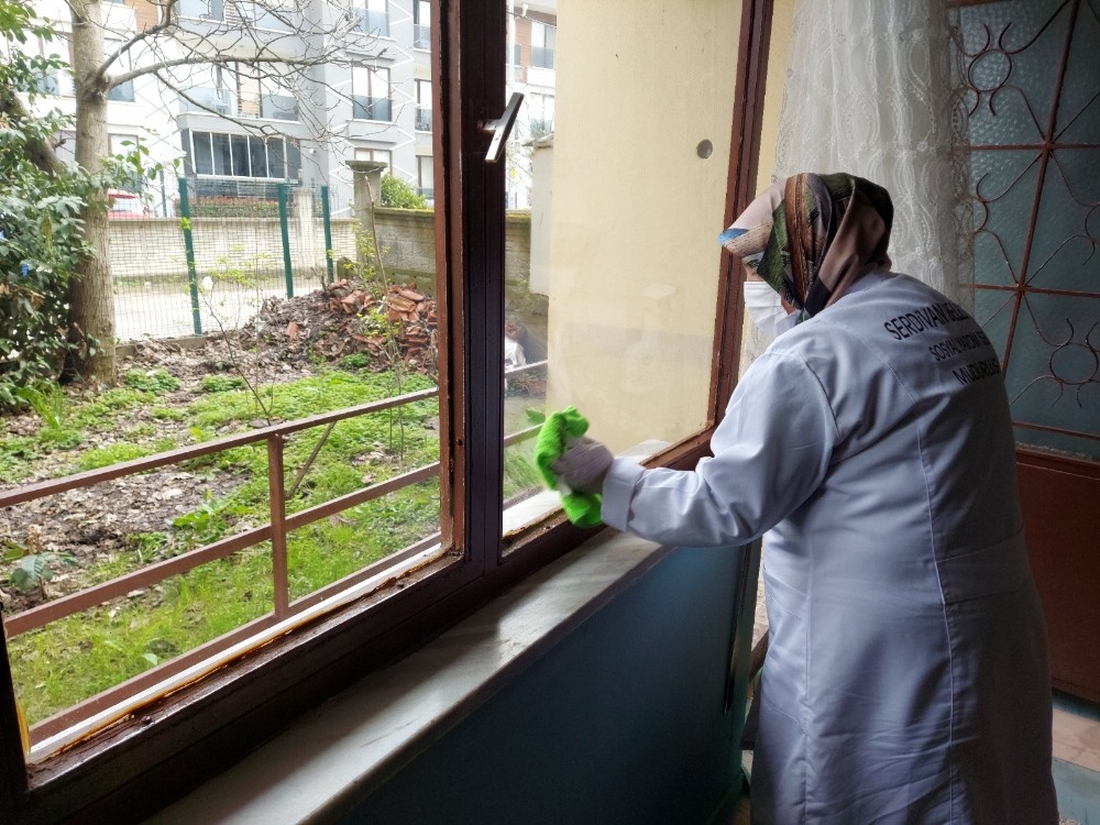 Serdivan´da yaşlılar unutulmuyor
