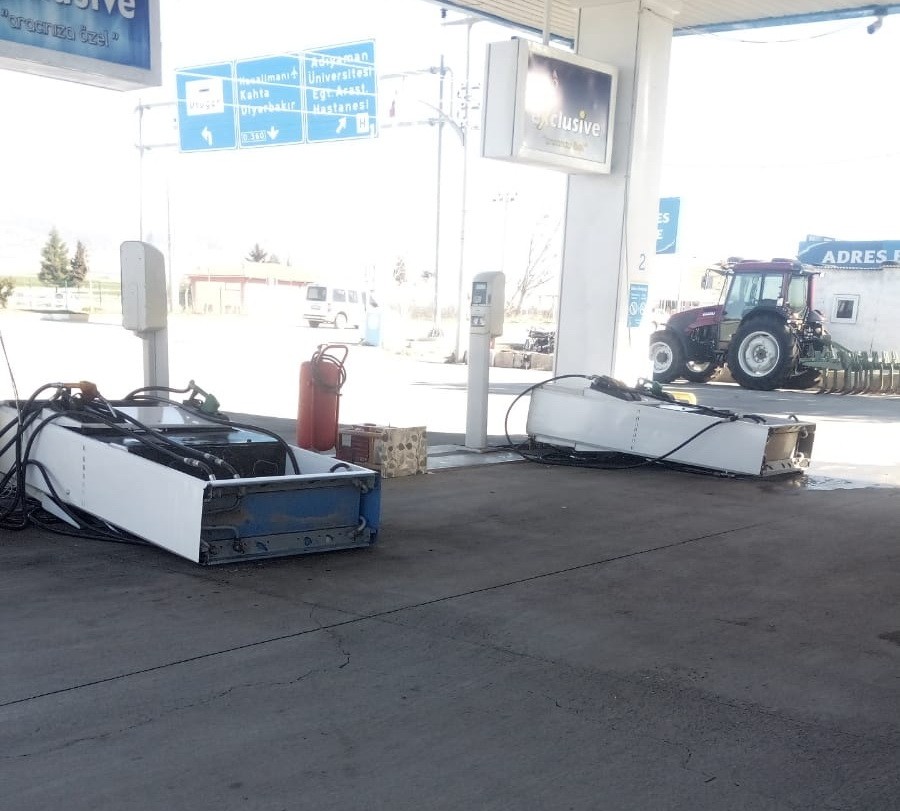 Şiddetli rüzgar hayatı olumsuz etkiliyor
