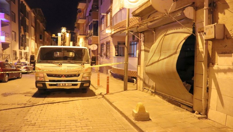 Sigara Yaktı, Tüpü Patlattı, Yaralandı..